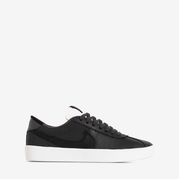 SB Bruin React Anthracite | Black | White