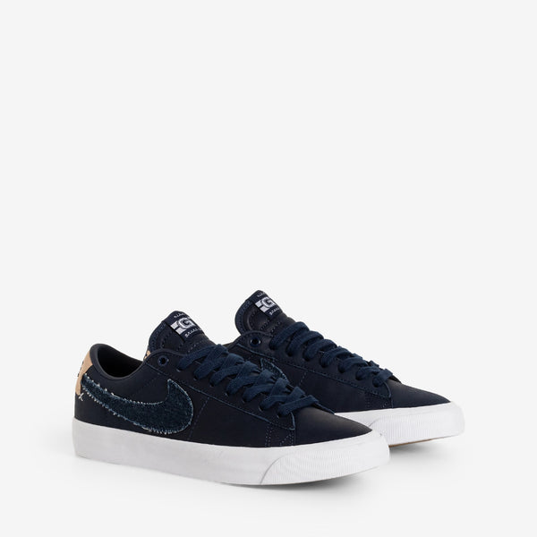 SB Zoom Blazer Low Pro GT Midnight Navy | White