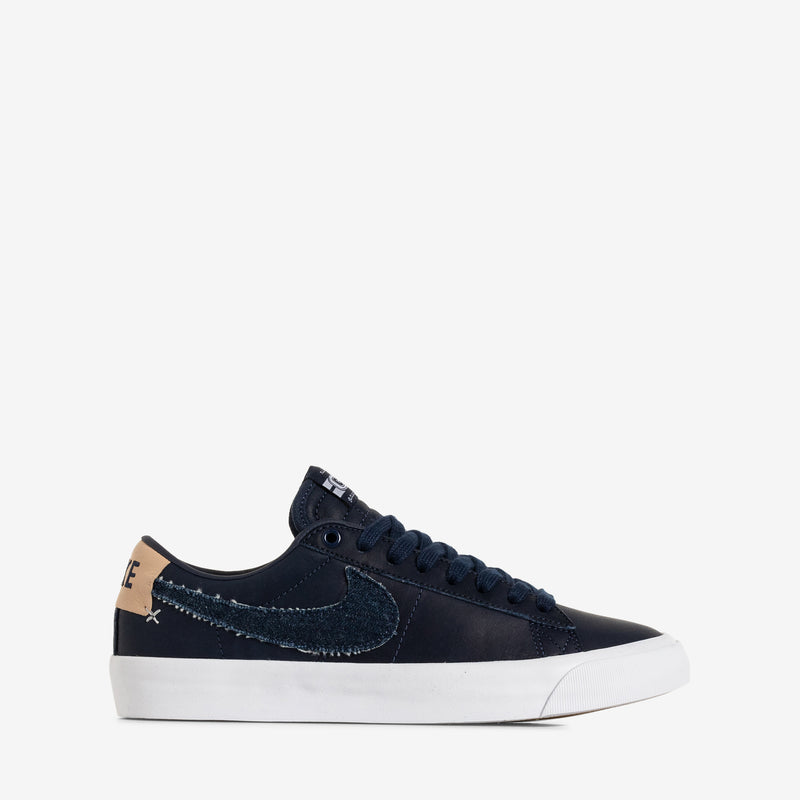 SB Zoom Blazer Low Pro GT Midnight Navy | White