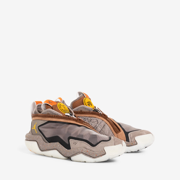 Jordan Why Not .6 'Honor The Gift' Moon Fossil | Yellow Ochre | Campfire Orange