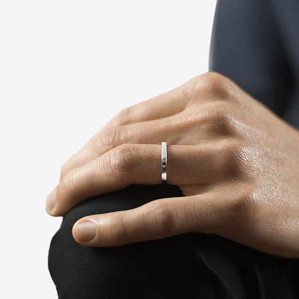 Silver Polished la 3g Ribbon Ring