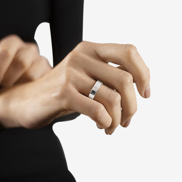 Silver Polished la 7g Ribbon Ring