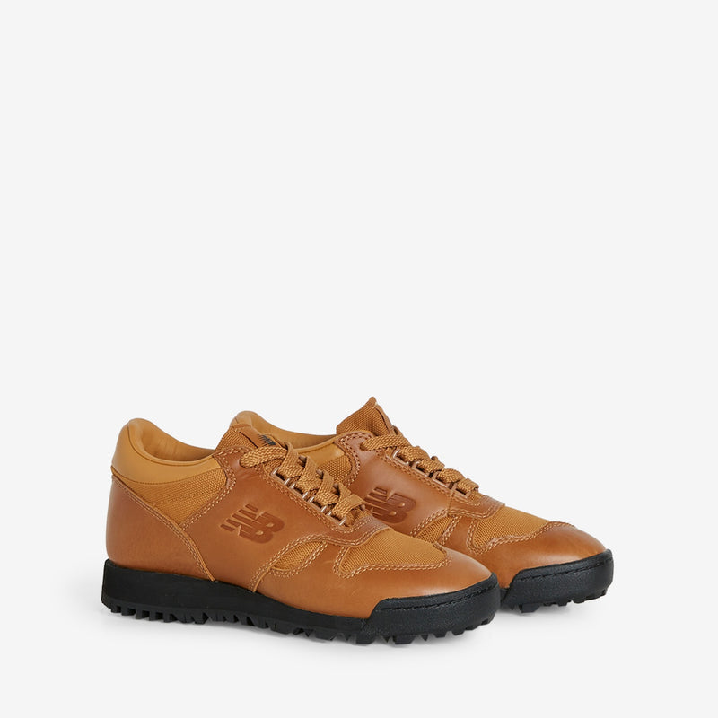 Rainier Low Tan | Beige Footwear